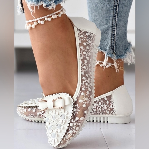 Floral Embroidery White Bowknot Decor Women's Loafers Size 40 US 8.5 - Picture 2 of 4